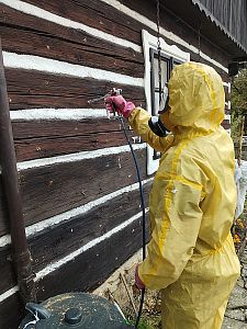 Ochrana roubenky proti dřevokaznému hmyzu v Drahenicích